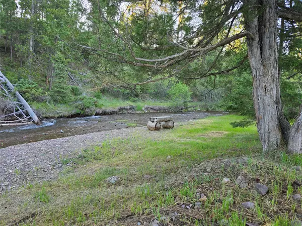 611 S Canyon DR, Seeley Lake, MT 59868