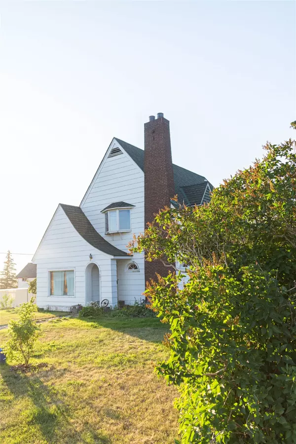 301 E Crawford ST, White Sulphur Springs, MT 59645