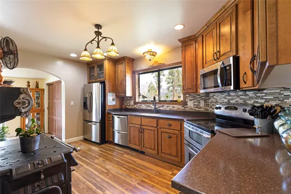 Hamilton, MT 59840,230 Cap LN