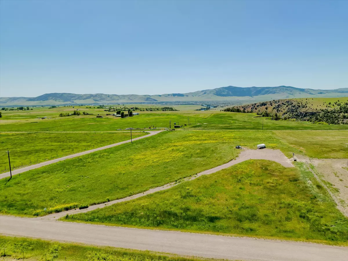 Polson, MT 59860,37945 Mission Vista DR