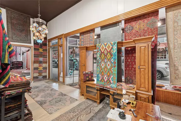 Kalispell, MT 59901,320 Main ST #Space 2