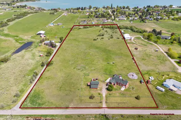 Polson, MT 59860,33562 Fox RD