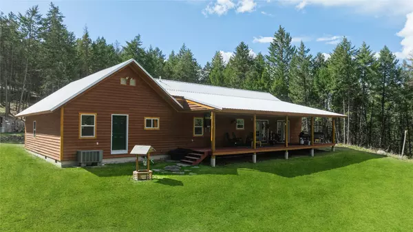 390 Crosscut RD, Rexford, MT 59930
