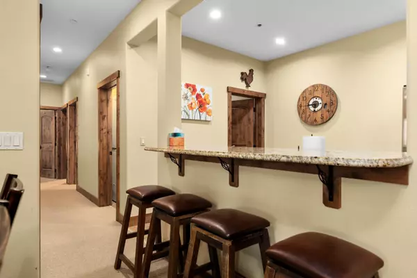 Whitefish, MT 59937,3820 Tamarack AVE #320