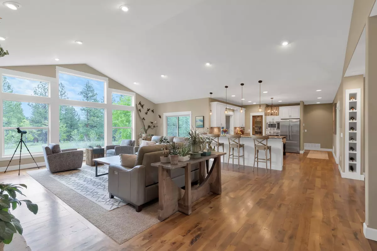 Hamilton, MT 59840,693 Cottonwood RD