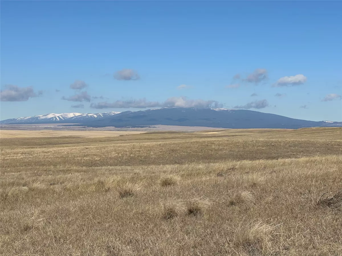 Lavina, MT 59046,02 E Emory RD