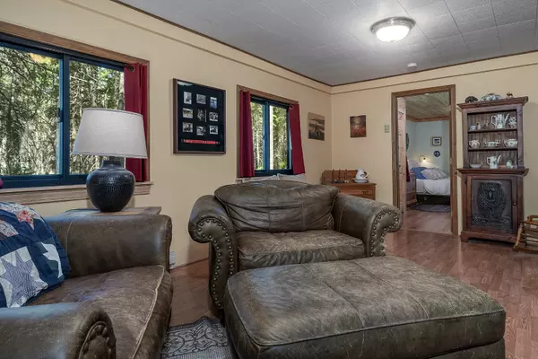 Bigfork, MT 59911,785 La Brant RD