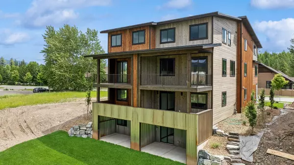 1942 Whitefish AVE, Whitefish, MT 59937