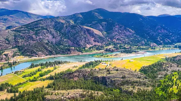 Nhn Pats Knob Hunting Ranch, Plains, MT 59859