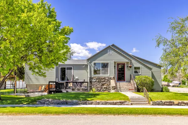 215 N Oak ST, Townsend, MT 59644