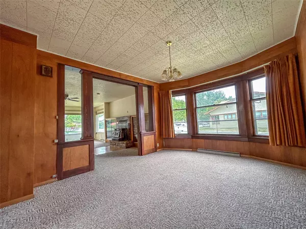 Eureka, MT 59917,412 1st AVE E