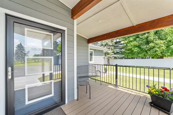 Polson, MT 59860,328 Shoreline DR