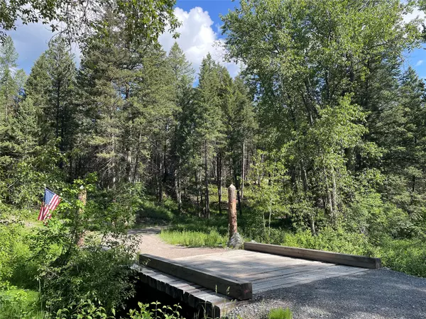 2734, 2722 Browns Meadow RD, Kila, MT 59920