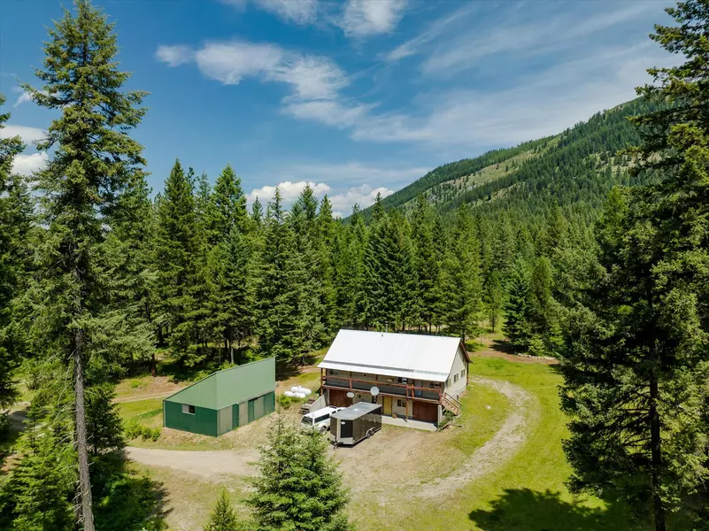 90 Ocallahan LN, Trout Creek, MT 59874
