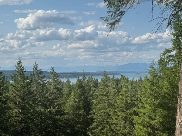 Rexford, MT 59930,120 Lodge RD