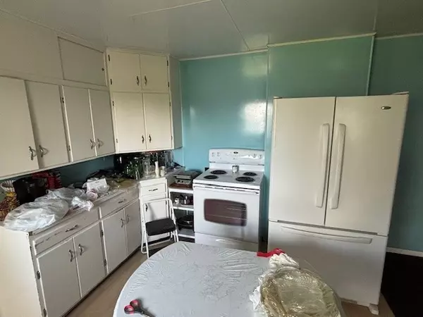 Sweet Grass, MT 59484,321 Francis AVE