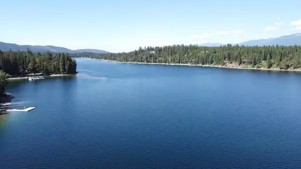 Bigfork, MT 59911,28782 Cedar Bay LN