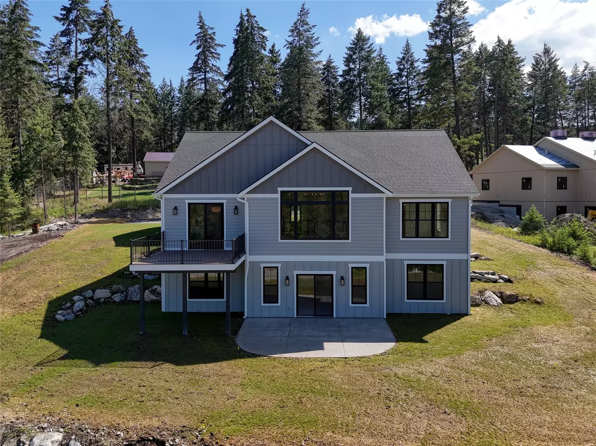 Lakeside, MT 59922,120 Bay CT