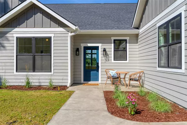 Lakeside, MT 59922,120 Bay CT