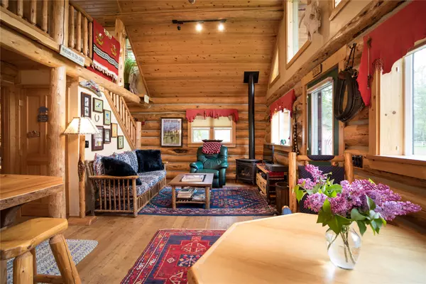 Bigfork, MT 59911,280 Shady LN