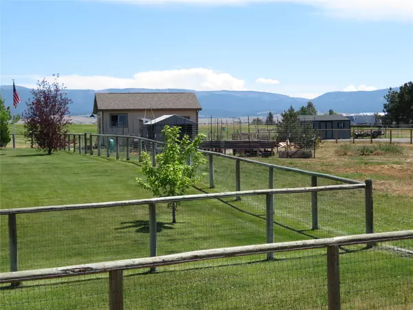 Stevensville, MT 59870,407 Pine Spring TRL