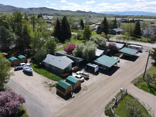 2 Kearney LN, Sheridan, MT 59749