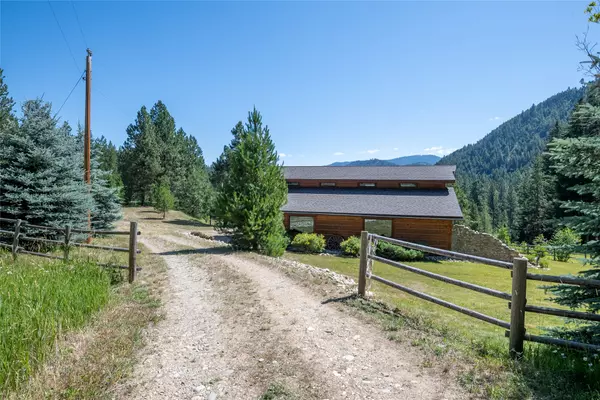 Darby, MT 59829,7102 Lapwai LN