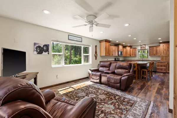 Essex, MT 59916,102 Izaak Walton Inn RD