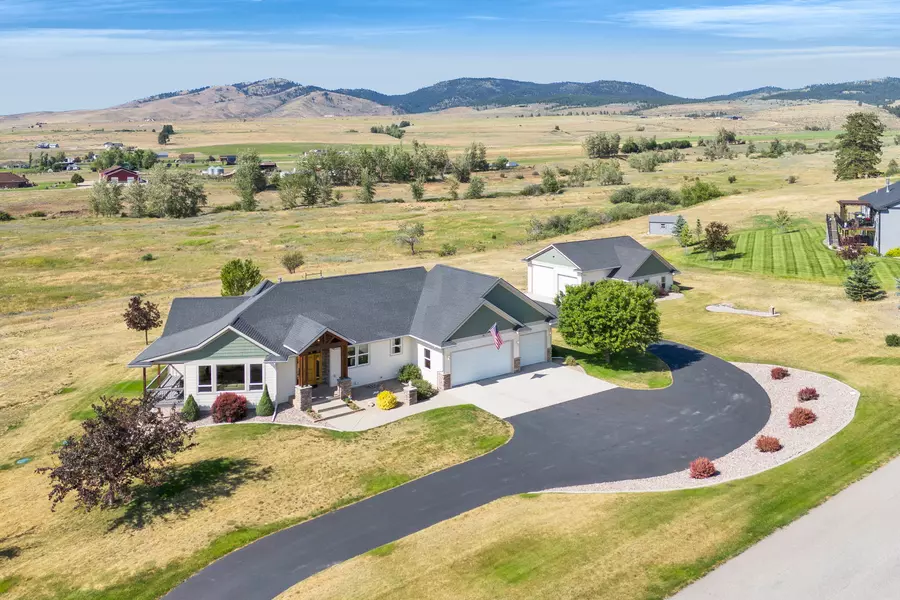 5527 Riley LN, Florence, MT 59833
