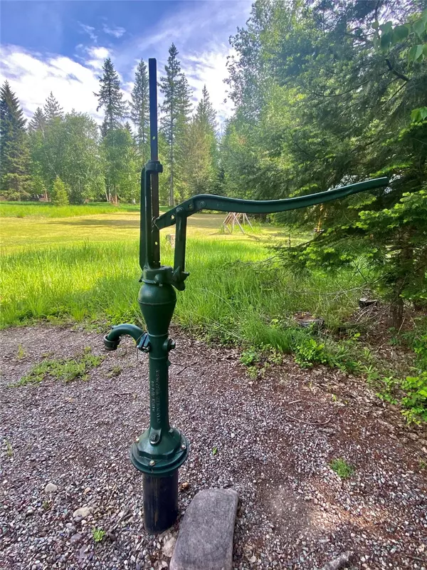 Bigfork, MT 59911,541 Alpine DR