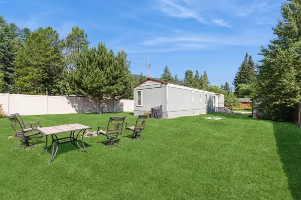 Hungry Horse, MT 59919,102 1st AVE NE