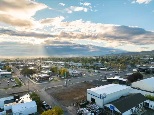 Helena, MT 59601,2216 N Montana AVE