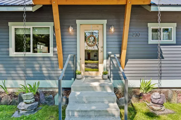Whitefish, MT 59937,230 Dakota AVE