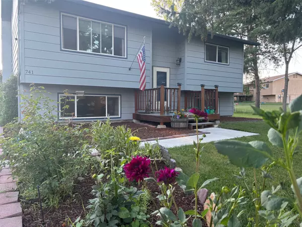 741 Shadow LN, Kalispell, MT 59901