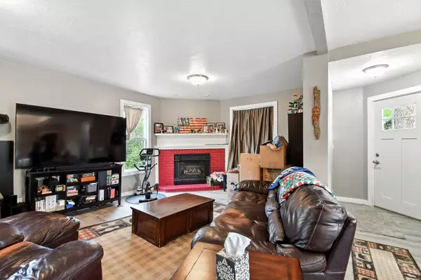 Great Falls, MT 59401,1726 6th AVE N