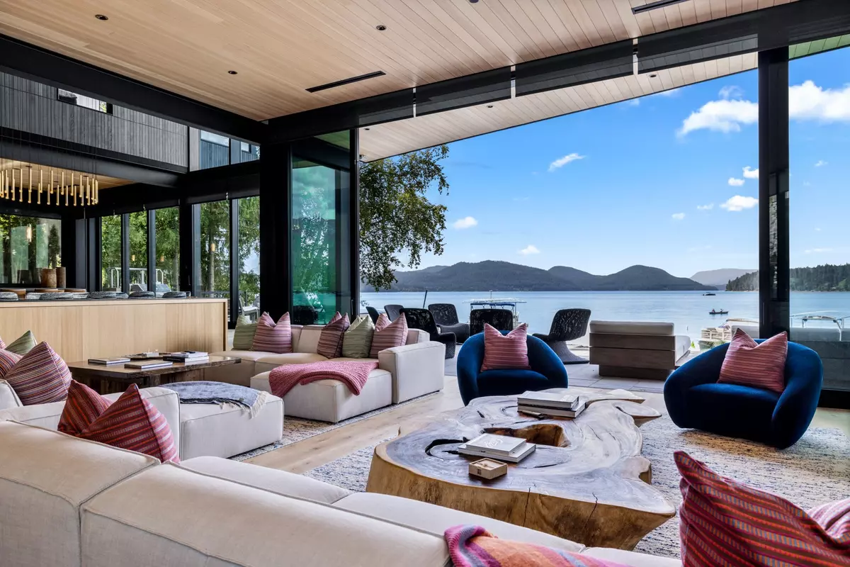 Whitefish, MT 59937,245 Glenwood RD