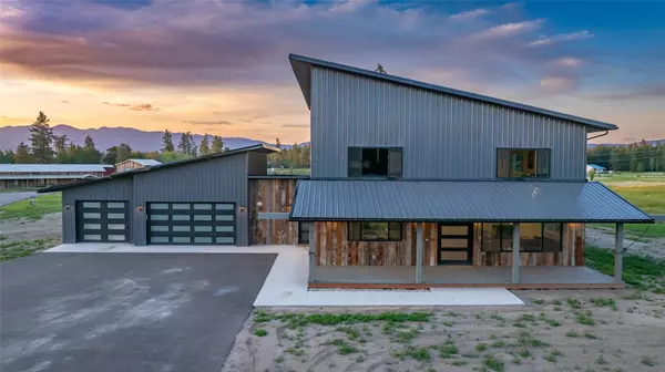 211 Cowboy DR, Columbia Falls, MT 59912