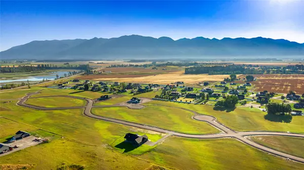 Kalispell, MT 59901,39 Charlotte Peak CT