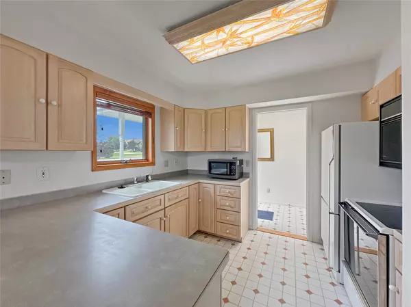 Ennis, MT 59729,3 Hollowtop Mountain CT