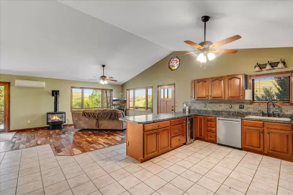 Stockett, MT 59480,865 Stockett RD