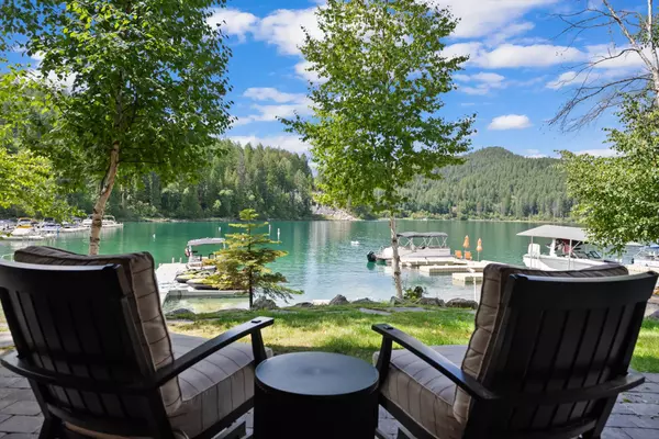 715 LM Beach LN, Whitefish, MT 59937