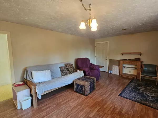 Hot Springs, MT 59845,303 S Michel ST