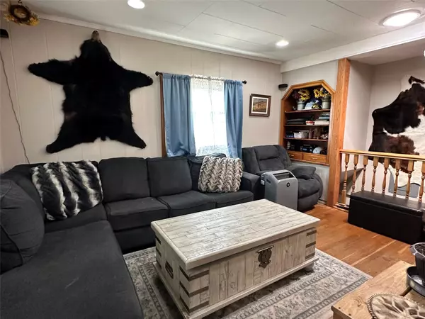 Drummond, MT 59832,123 N Main ST