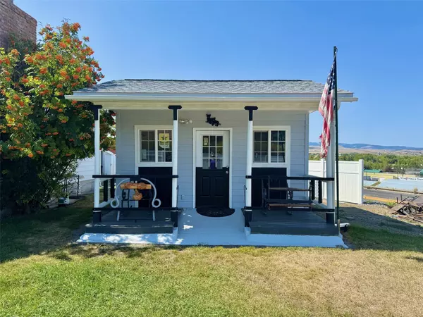 Helena, MT 59601,2401 Cannon ST