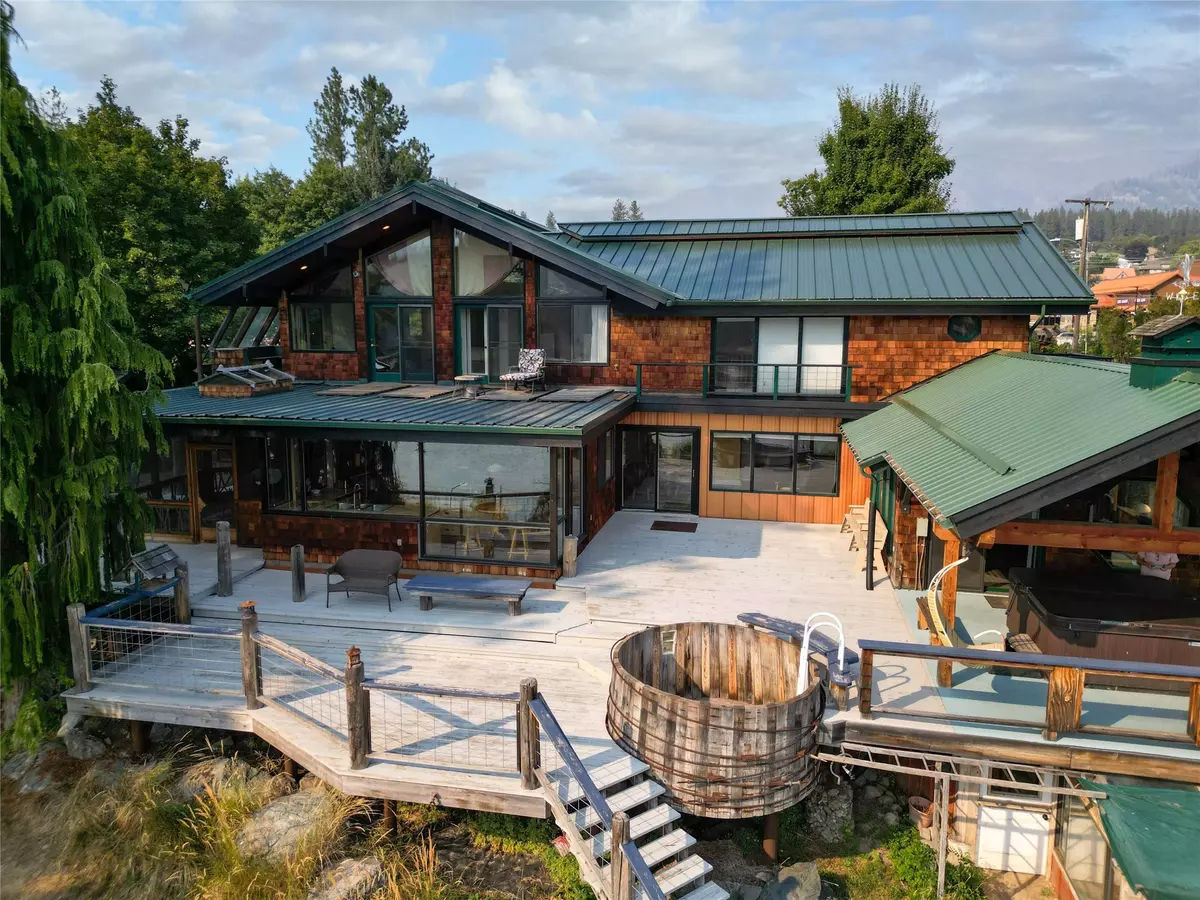 Thompson Falls, MT 59873,216 Lincoln ST S