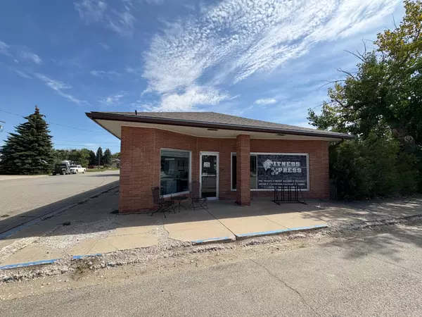 111 2nd ST E, Chester, MT 59522