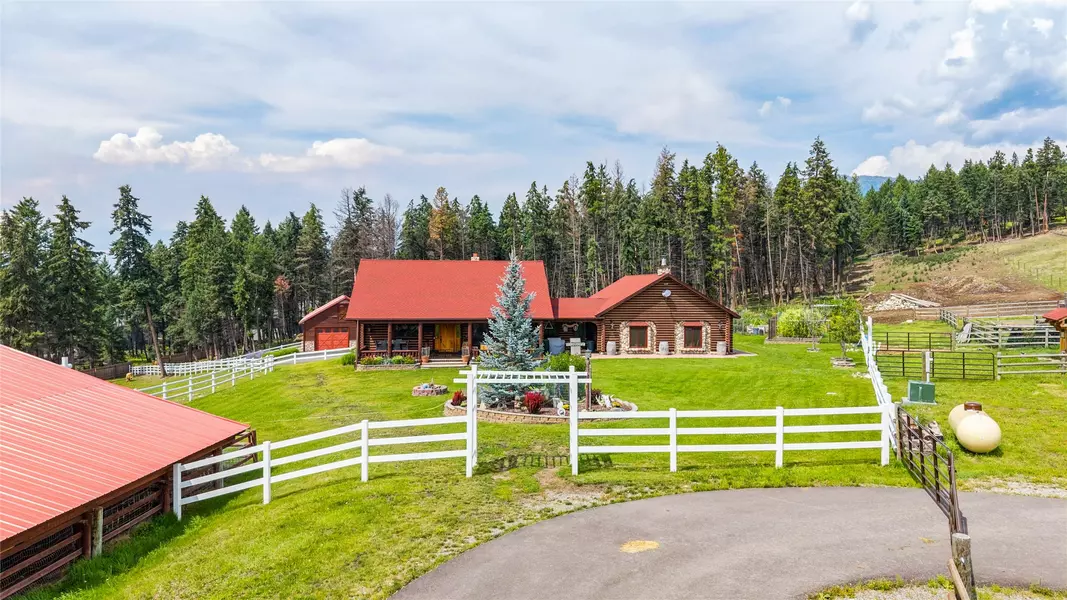 801 Corvette DR, Eureka, MT 59917