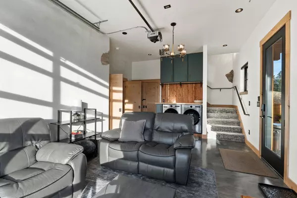 Kalispell, MT 59901,185 Hidden Waters LN