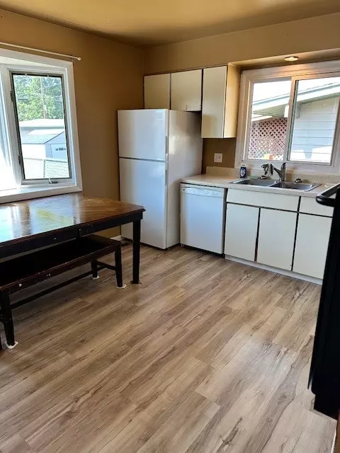 Great Falls, MT 59405,1414 14th ST S