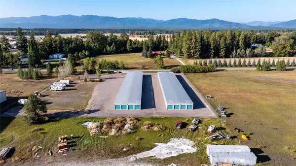 990 Walsh RD, Columbia Falls, MT 59912